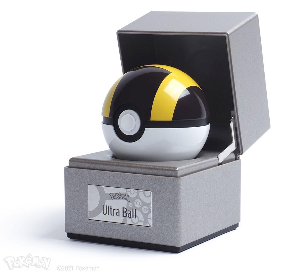 Pokémon Diecast Replica Ultra Ball 1/1