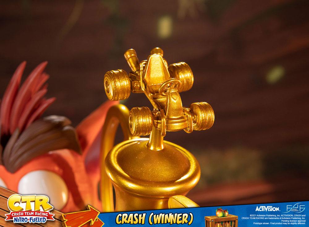 Crash Team Racing Nitro-Fueled Statue Crash (Winner) 46 cm