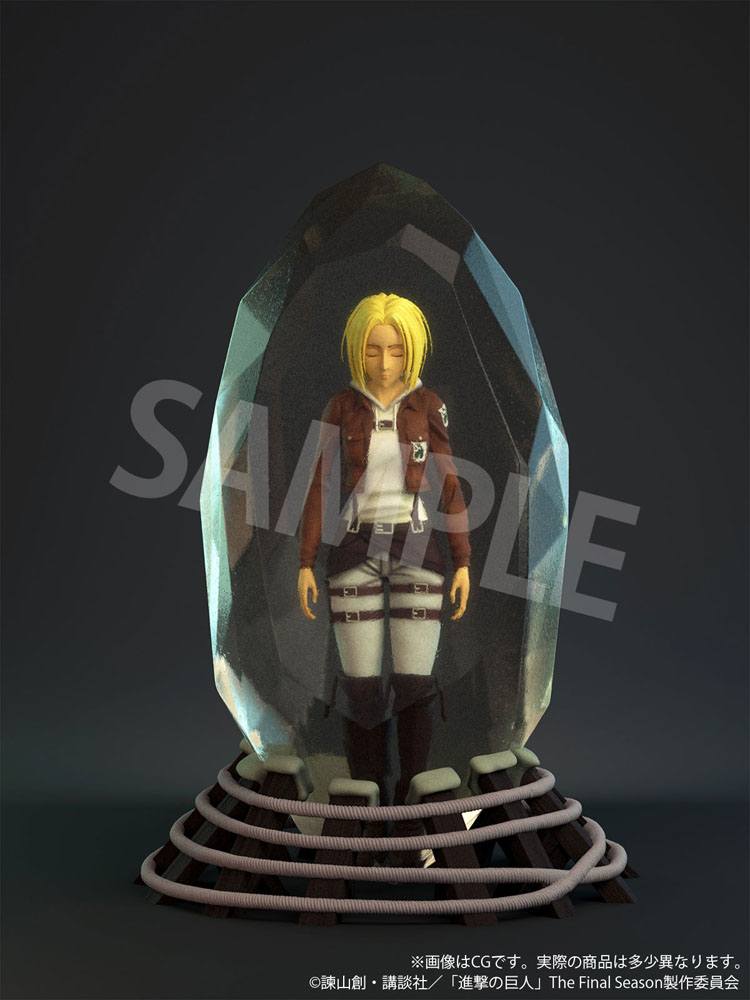 Attack on Titan 3D Crystal Statue Annie Leonhart 10 cm