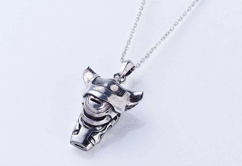 Made in Abyss pendentif et collier The Unmovable Sovereign - White Whistle (argent sterling)